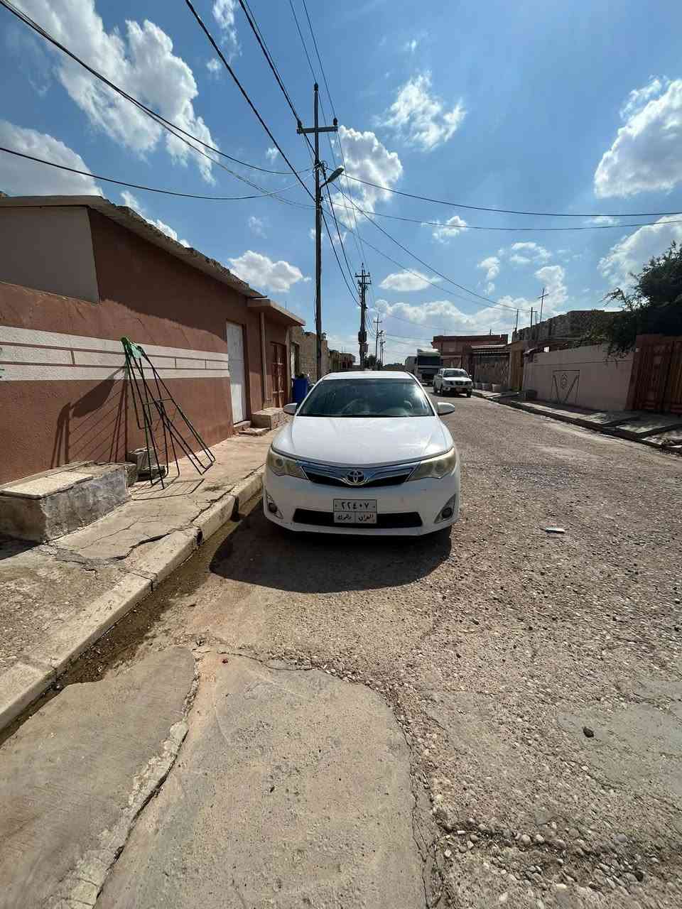 كامري LE • ٢٠١٤ • بدون صبغ