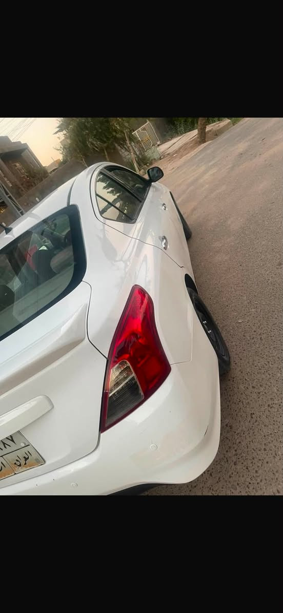 نيسان سني رقم اربيل موديل ٢٠٢١ السياره بيها طخه زغيره بالجاملغ الخلفي فقط تبريد ثلج حداديه كير مكينه كفاله السعر 95 وبيهه مجال رقم الهاتف*********** مكان السياره البصرة
