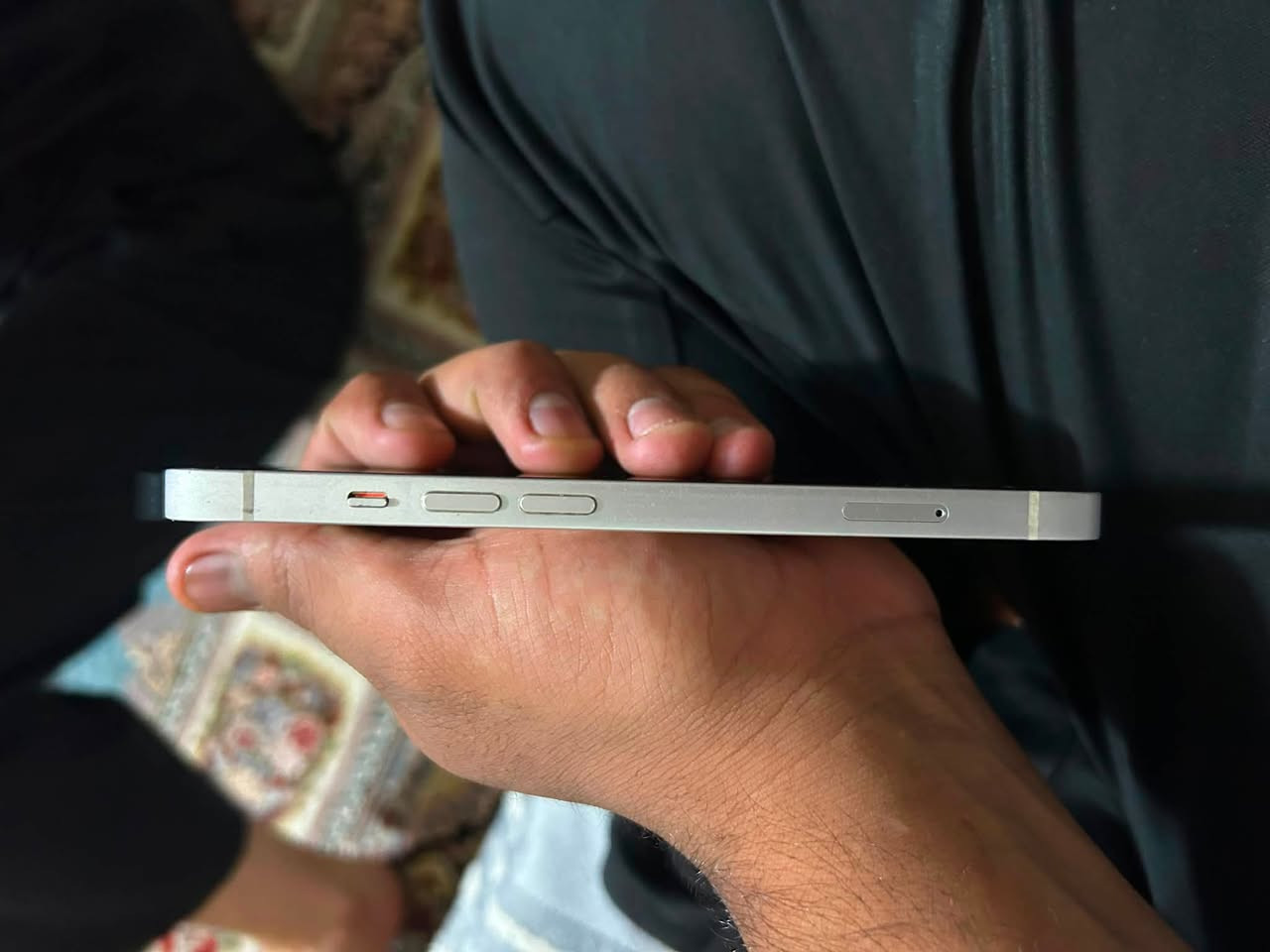سلام عليكم ايفون 13 عادي 
جهاز نضيف كلشششش 
مستبدل فقط بطاريه شرط 
ولباقي كفاله 
ذاكره 128
شرق اوسط 
تقره بطاريه هسه 100‎%‎
سعر 375وبي مجال حك جيه 
رقمي ***********
عنواني نجف شارع مطار جديد
