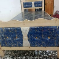 أغراض للبيع • سرير • تواصل