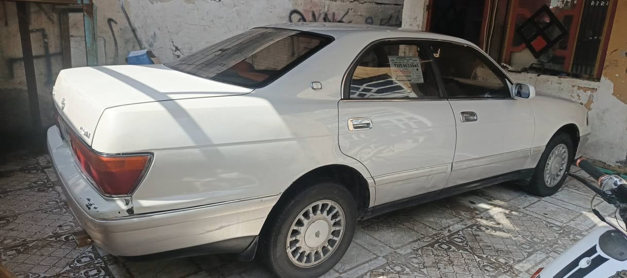 السلام عليكم بطه منفصل
البيع او مراوس شنو عندك نزل حسب القناعه
مكينه كير كارتون 
حداده امامي جديد 
حداده خلفي جديد 
منظومة تبريد كامله جديد تبريد ثلج
تخم تاير جديد 
سبير جديد
دوشمه راضيه جديد
كهربائيات من الطول الطول شغاله
رقم بصره نكليزي
السياره ب اسمنه مال بيت 
شرط تحويل 
ريوت تقفيل وتفتيح عن بعد
كفاله كص ونقل وضربه
بيه قطع صبغ 
بدون ضربه 
جاهزه من كل النواحي شغل وطلع وين ما يعجبك 
السعر ٥٠قفل قفل قفل بدون مداهر العنوان البصره شط العرب 
للاستفسار ***********
شغال خط 
او واتساب
