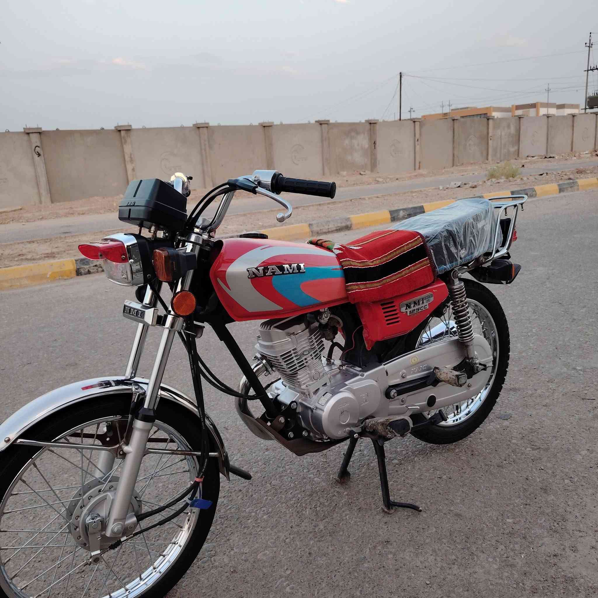 السلام عليكم دراجه نامه شلامجه موديل 25 بدون بدون.. دراجه نضيفه مامتعوبه السعر 850 وبيه مجال للاتصال ***********
