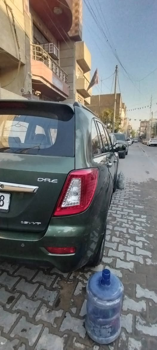 السلام عليكم، سيارة ليفان x60 موديل 2016 لون زيتوني گير اوتو، سنوية لل 2028 المكان بغداد الحرية، السيارة مثل ما واضحة بالصور بيها تلحيضات كمالية و ضربات خفيفة و اللي ما واضح بالصورة من تجي تكدر تشوفه، السعر ب 55 بيها مجال بسيط، رقم الهاتف ***********
