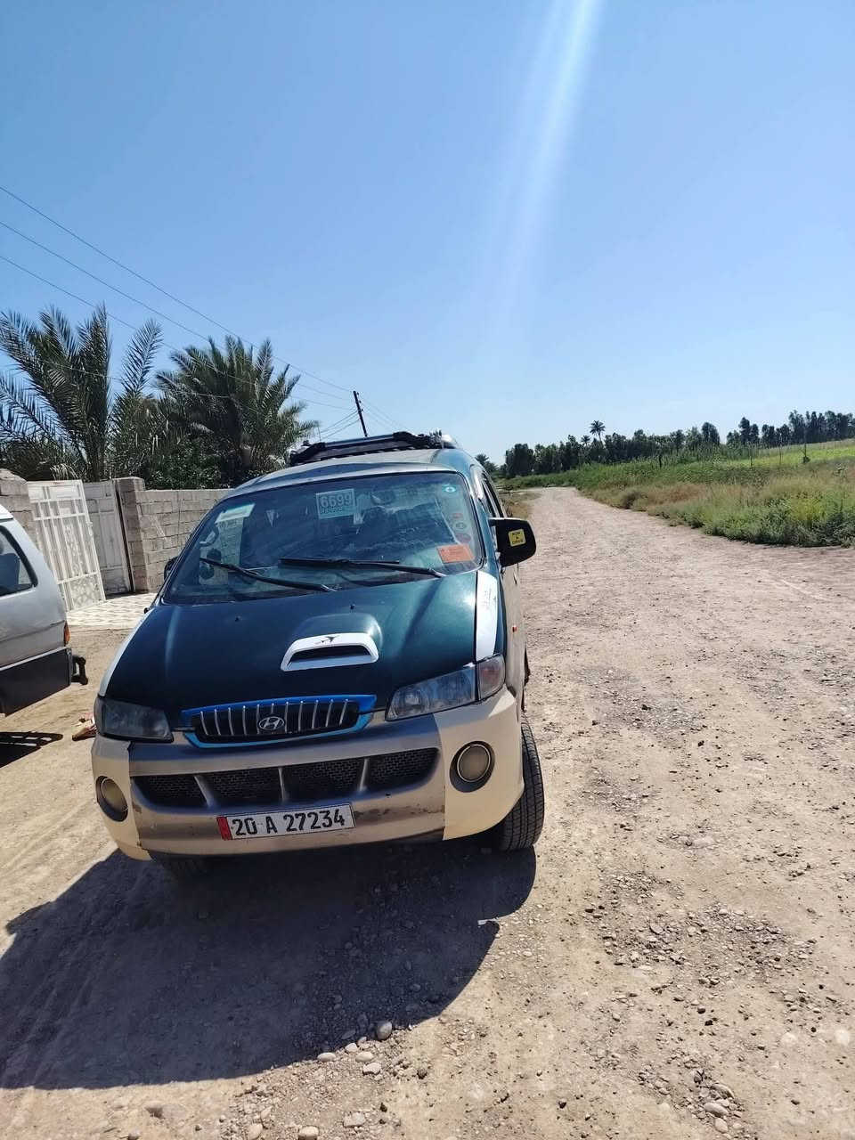 ٢٠٠٠ • انكليزي ١١ راكب • ديالى