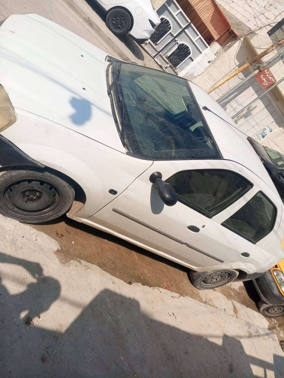 رينو لوكان • ٢٠١٣ • مكفوله