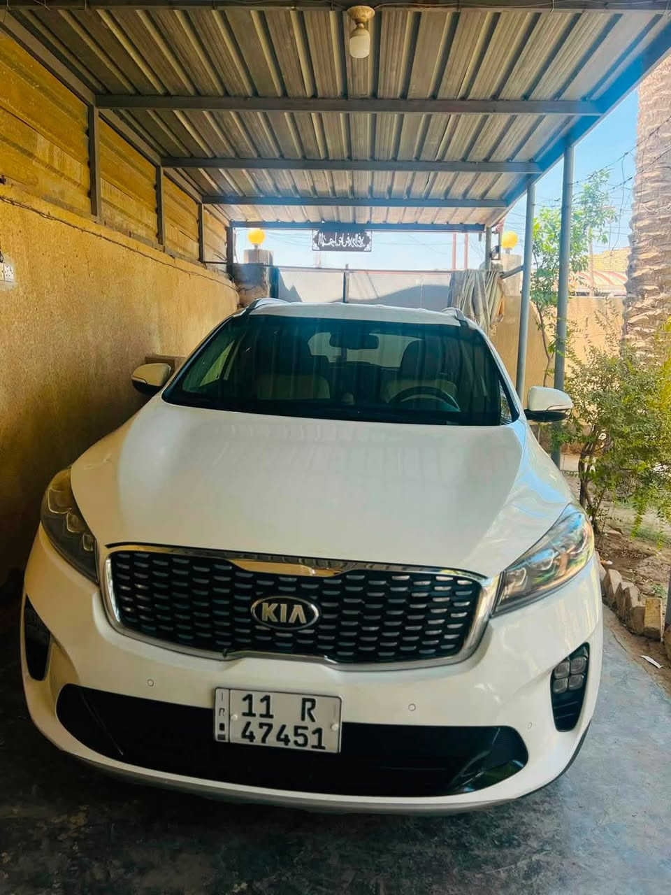 سورنتو 2019خليجي فول مواصفات عدا البنوراما
السياره بيه فقط بارد بارد شي بسيط بل باب سونار واتساب
كير محرك حداديه على وضع الشركه 
- رقم بغداد
- 7 راكب 
- 6 سلندر 
- بصمة تشغيل وبصمة ابواب
جنطه كهربائية 
مانع انزلاق 
- شاشه لمس

- كشانه جلد _ 2 كشن كهرباء
قماره حديد 
- لايت زنون ابيض
دبل شباك
- مري شفط تحكم عن بعد
- نضام أواكس + بلاتوث

- بردات داخليه بلادي

- يدات نيكل ستيل بلادي

- علامة سورنتو بالدواسه

- تخم تاير جديد مال الشركه

- 3قطع تبريد  

- وياله على 19 كروم 
- حساسات اماميه _ خلفيه
- ⁠السعر222 وبيه مجال 
‭***********‬
- ⁠مكاني بابل حله نادر
