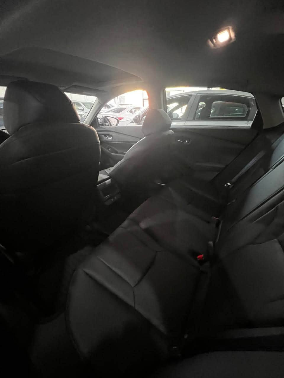 🚘 Honda Accord Hybrid EX-L 2024
هوندا اکورد هایبرید ٢٠٢٤ EXL
 دخول جديد 
سیارە مواصفات اقل من التورنك 
🔹 موديل 2024
🔹 فئة EX-L Hybrid
🔹 محرك 2.0L Hybrid
🔹 قير e-CVT أوتوماتيك
🔹 دفع أمامي FWD
🔹 بها 5 قطع كلير أمريكا 🇺🇸
🔹 بدون دواخل
🔹 سيارة نظيفة
🔹 تگدر تترقم اقلیم 
🔹 رقم الشاصي (VIN): 1HGCY2F64RA027188

📍 موقع السيارة: دهوك

📞 للمزيد من المعلومات والتفاصيل، تواصل معنا.
***********-***********
