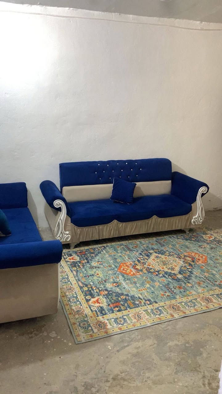الدار للبيع الشعله شارع ابو الدهن ١١٠ متر،السعر ٦٠ وبي مجال قليل سند ٢٥ باسمي ***********
واتساب ***********
