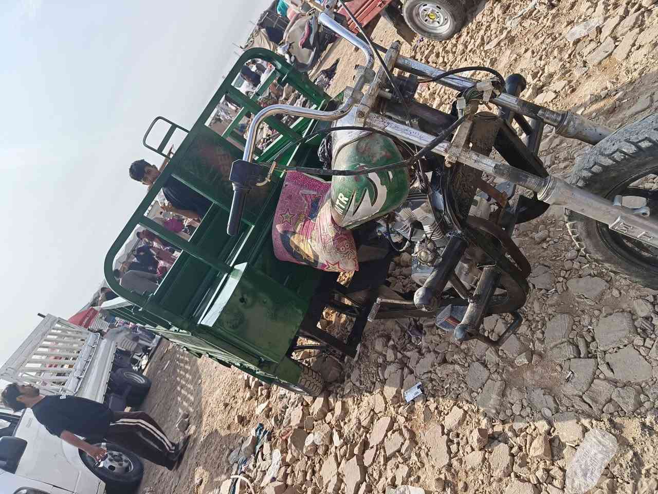 سلام عليكم ستوتة وراق شاصي مكفول جهازة سعر 950 عنوان ميسان كحلاء رقم ***********
