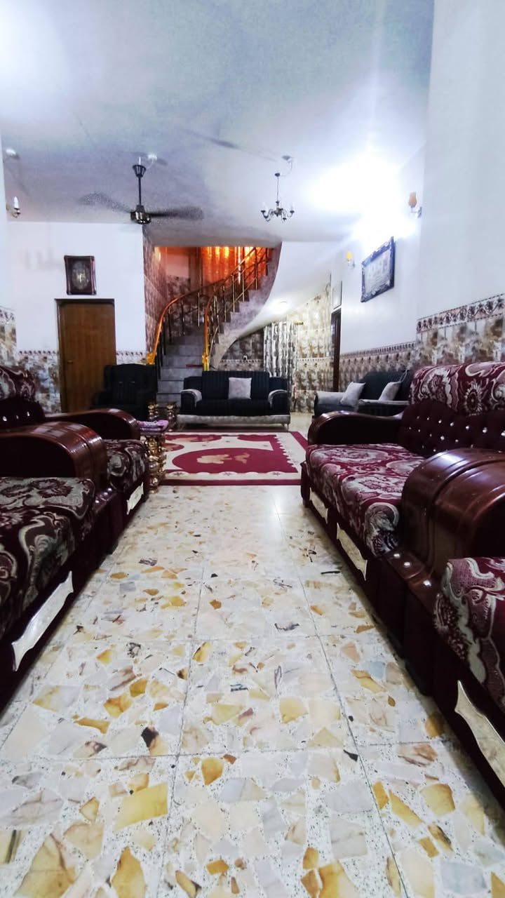 دار للبيع 250متر طابو صرف 
العنوان /
بابل حي الجزائر منطقة البو عجاج خلف محطة الوقود 
الواجهة 12.5
عرض الشارع 10م 
طابق واحد 
يحتوي 
غرف نوم عدد 2
استقبال +هول 
مطبخ + مجموعة صحية معزولة 
كراج +حديقه 
السعر 270 مليون 
للاستفسار الاتصال 
***********
***********
مكتب عقارات أبراج بابل 
عنوان المكتب بابل حي الجزائر مقابل الجسر الدولي قرب مطعم البستان
