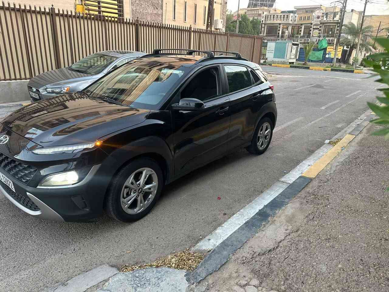 السلام عليكم
كونا امريكا 23 
حادث بنيد مبدل
صور حادث وسونار بلمنشور
مكينه 2000 دوش مكفوالة 
موصفات معروفه بصمه رادار 
حساس كامره شاشه كبيره
مكان السياره بغداد البلديات 
سعر 118 وبي مجال 
***********
