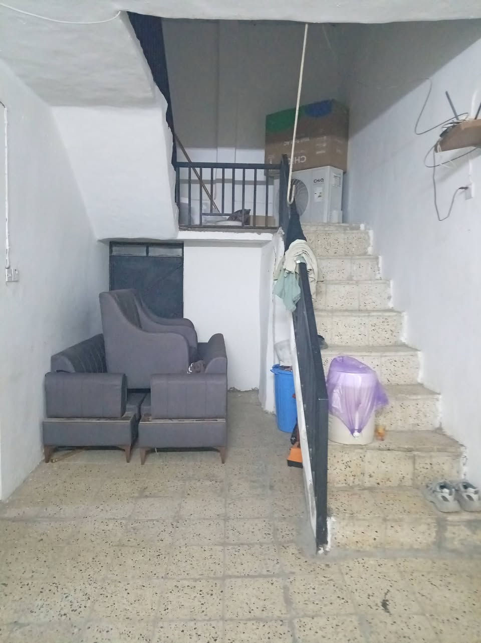 بيع مستعجل
بيت مساحه 200 متر طابو صرف الجربوعيه الاولى ال سيد ستار كونكريت مسلح السعر 70 وبي مجال الاستفسار *********** مكتب الصالح
