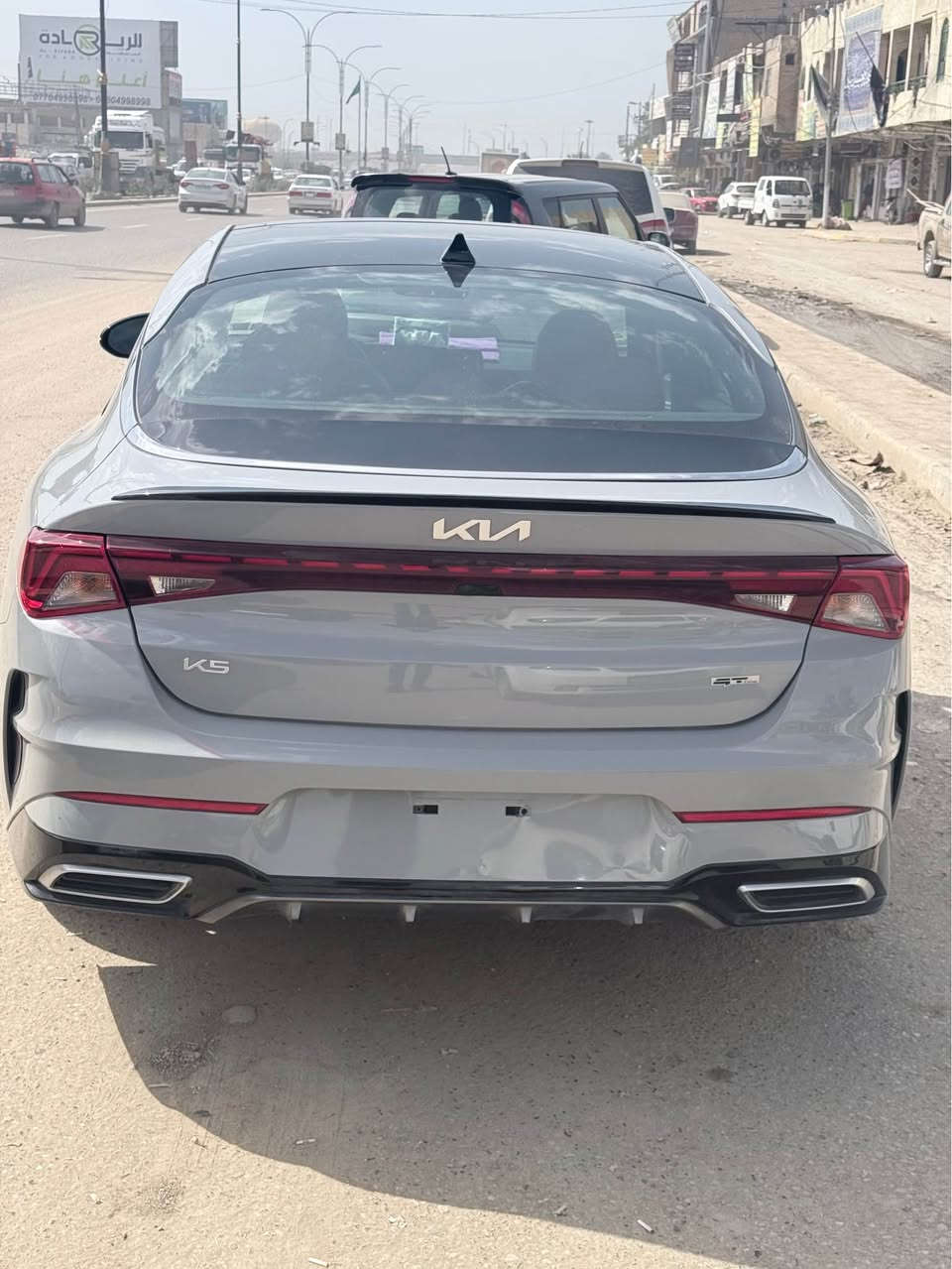 كي فايف موديل 25 وارد امريكي بنيد مبدل وجاملغ بارد بي دكه وحده 1600 تيربو جيتي لاين بنوراما رقم بابل مرقمه وجاهزه السياره 
بيه هنا جاملغ خلفي مامصلح بارد يتصلح 
السعر 200 وبيه مجال الاستفسار *********** حلة, بابل
