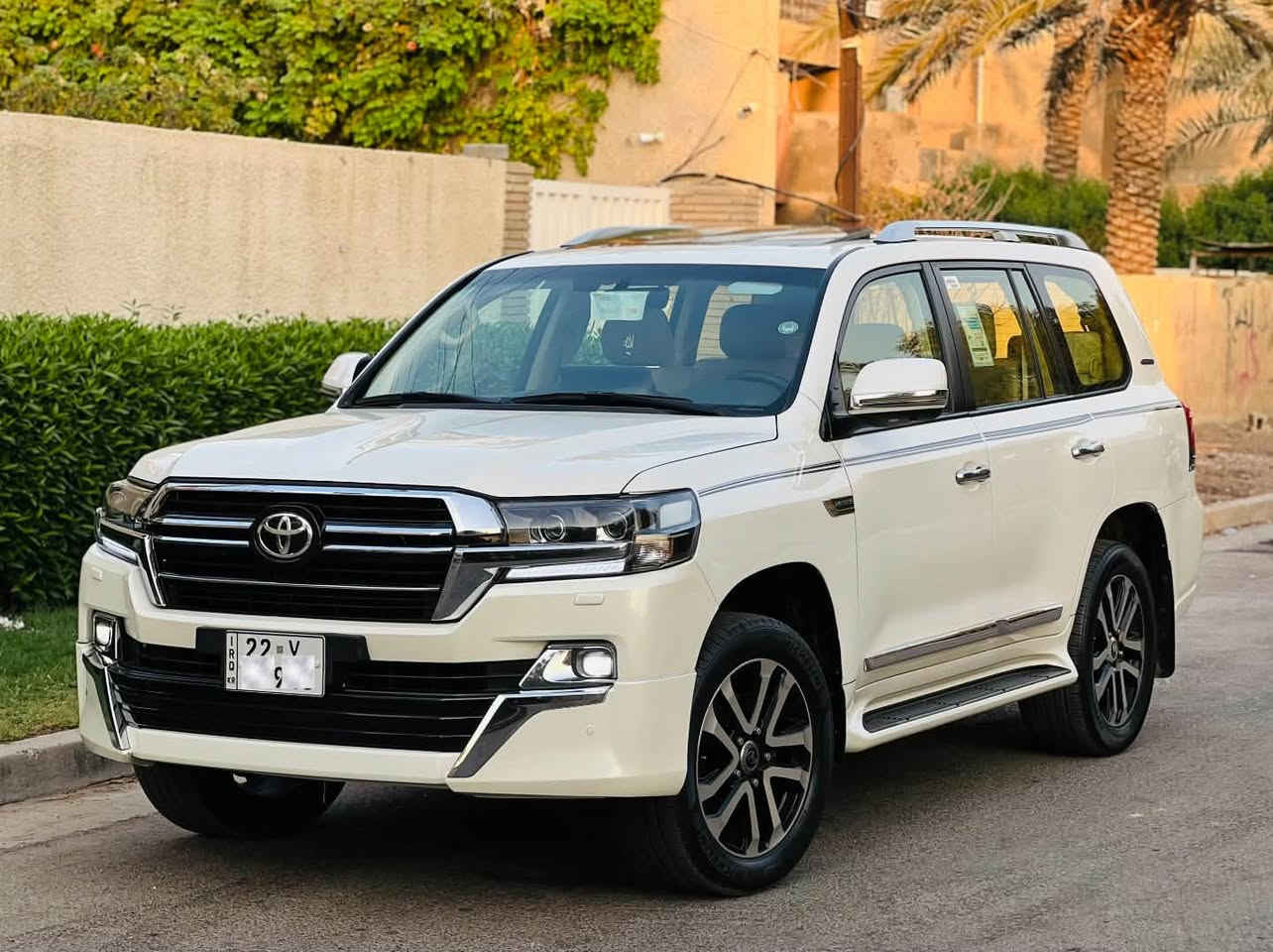 السعر 388 وبيها مجال
لاندكروز 2016 بريم وايد اديشن فول مواصفات بسمي

مكاني بغداد *********** خاص مغلق 

موصفات فول 1/1
رقم اربيل بسمي 
مكينة 8 سلندر كفالة عامة
بصمة تشغيل
سلايت فتحة
3 كامرات
كير ماوس
كشنات جلد بقلاوة
7 راكب 
كشنات كهرباء
ثلاجة
مري شفط
دمامات صوت
حساسات من كل الجهات
اشاير مري 
3 انضمة قياده تحكم ستيرن 
مانع انزلاق 
تبريد 3 قطع 
حساس خلفي 
شاشة اعطال 
شاشه كبيره 
كامره دواره 
تحكمات استيرن

بيها صبغ جاملغ خلفي على كد شبرين فقط + جاملغ وبنيد مبدلات نفس اللون اثر طخة بسيطة بلخشم فقط
