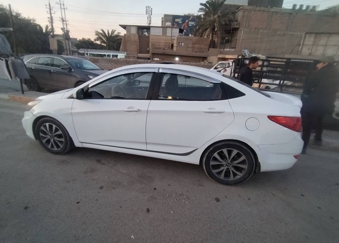 اكسنت • ٢٠١٦ • الري تل اسود