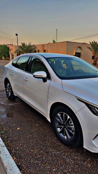 🚘 BYD Destroyer 2025 للبيع فقط 🔹 ماشية 15 ألف كم 🔹 كهرباء + بانزين 🔹 ع...