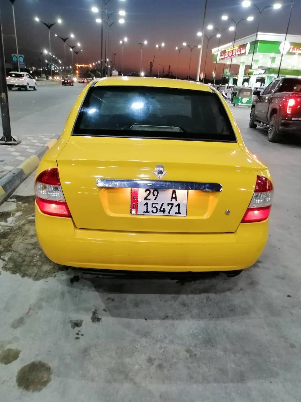 السلام عليكم سيارة طيبه موديل ١٥ رقم واسط مشروع وطني سنوية لل ٢٨ خط وبحث وغرامات مصفر تحويل ثاني يوم السيارة مكفوله من مكينه وكير وتخم تاير جديد حداديه جديده كهربائيات شغاله دوشمه جديده  السيارة جاهزه من كلشي كبل للشارع مال جناي علمن السياره مرشوشه حزام جماليه فقط أثر جراد  مكاني كوت مركز مدينة السعر 30 وبي مجال للاستفسار الاتصال *********** أثير *********** اتصال فقط غير متواجد على الفيس

