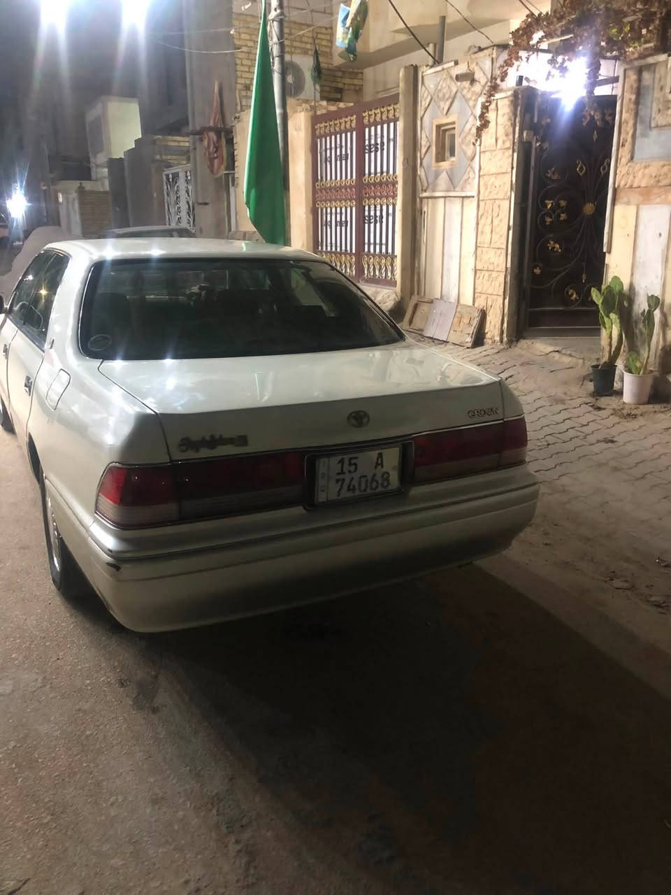 السلام عليكم راس الثور فلات كصتين للبيع تحوير نجف فوك وجوه فتحه  حداديه جديده مكينه3000 تبريد شغال رقم انبار انكليزي كبل ب اسمك السعر٧٤ وبيها مجال ومراوس حسب القناعه ***********
