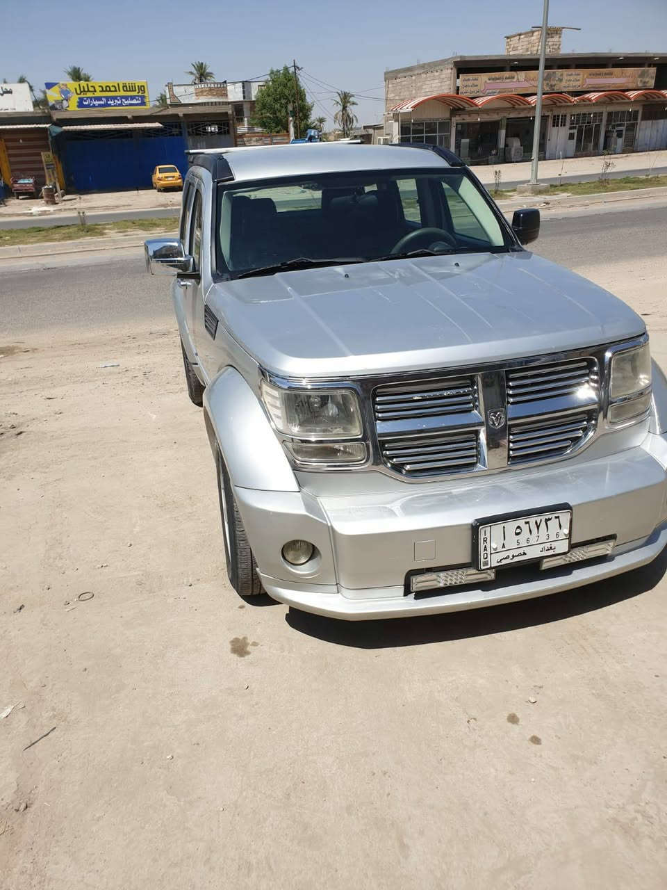سيارة للبيع 
دوج نترو موديل 2008
محرك 6 سلندر 3700
باسمي 
ميسان 
السعر 75$
للتواصل
***********
