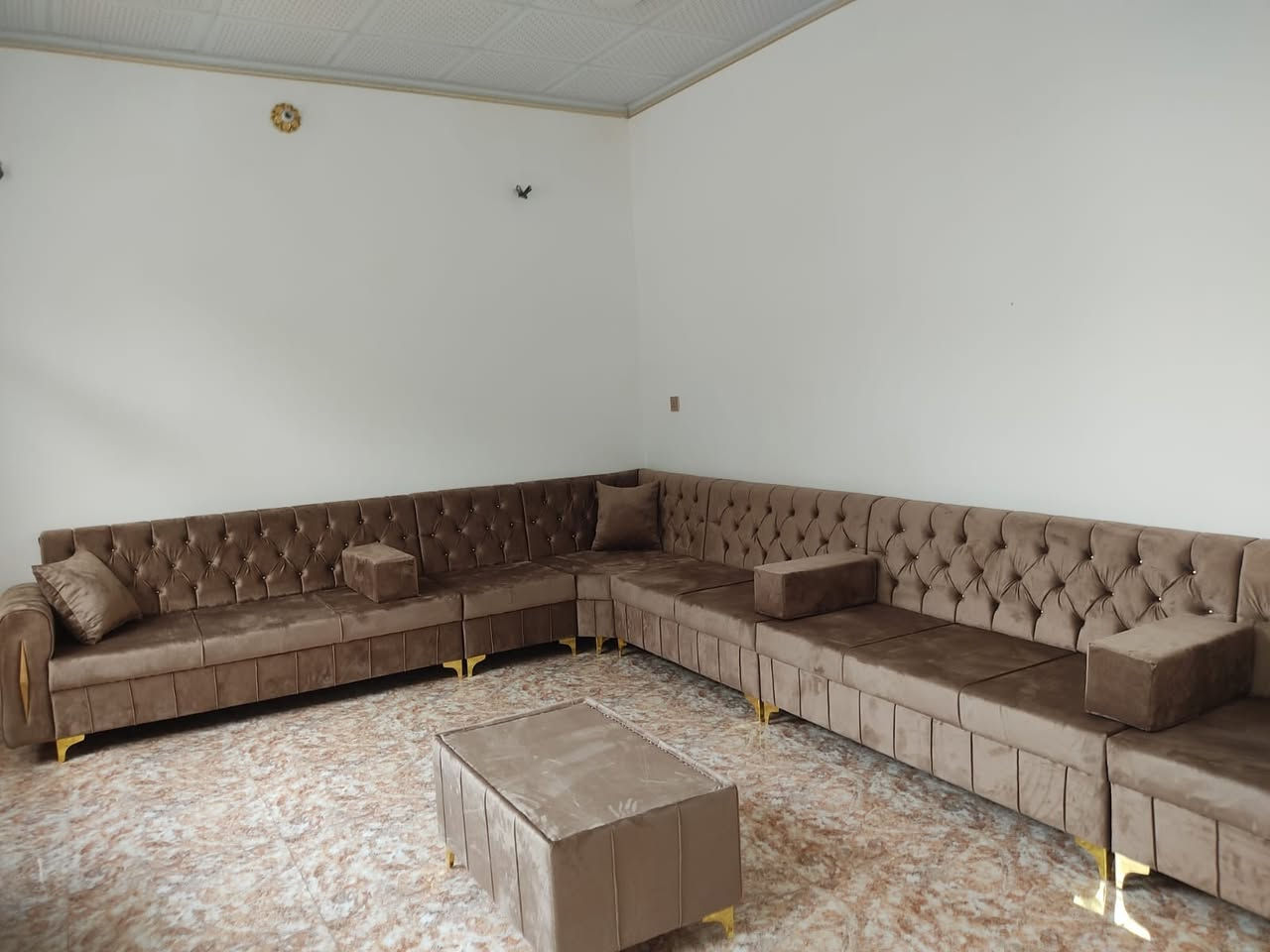 نعرض عملنا ديوان نجاره ودوشمه حسب طلب الزبون نتمنى ان ينال اعجابكم عنوان خانقين بختياري مقابيل الكوميته ***********
