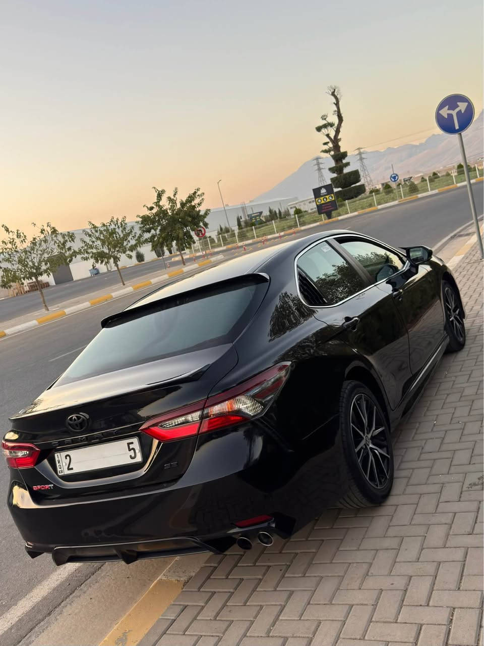 كامري ٢٠٢٣ • SE نايت شيد • ٥٢٠٠٠ كم