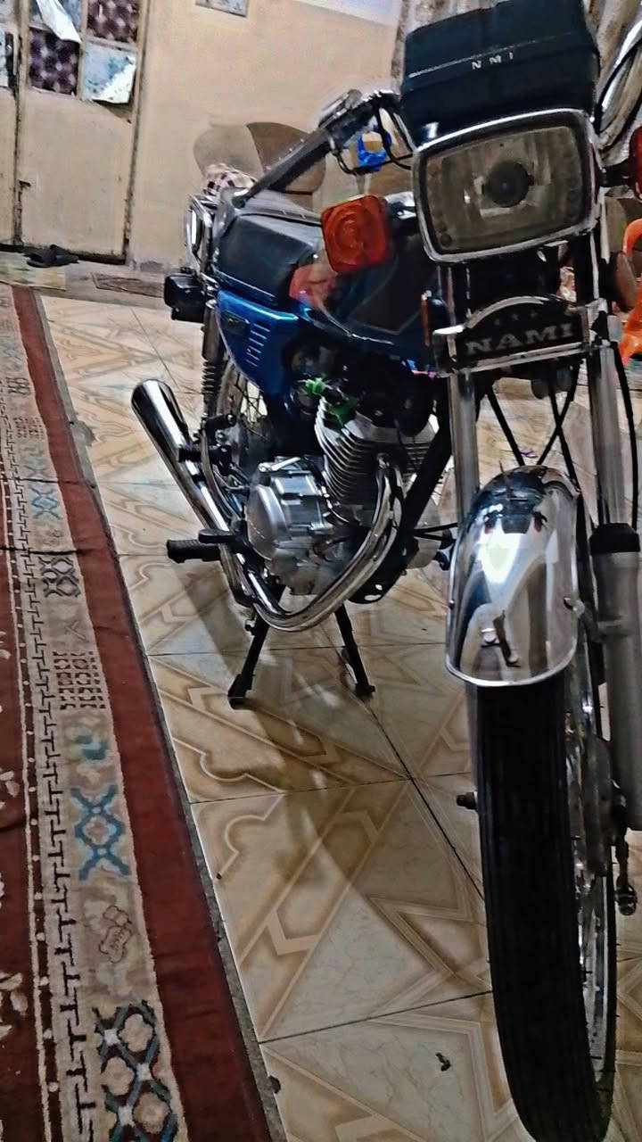 سلام عليكم دراجه نامه رقم نجف بسمي مديل 21 بيه شركه طاكه ليكدام مكينته بلديه حلوه وبيه لوحه ضايعه ودراجه كهربيته كله جديد ولباقي موضح بلصوره سعر واحد 450
وبيه مجال حك جيه وستفسار عله هاذه رقم 
***********

