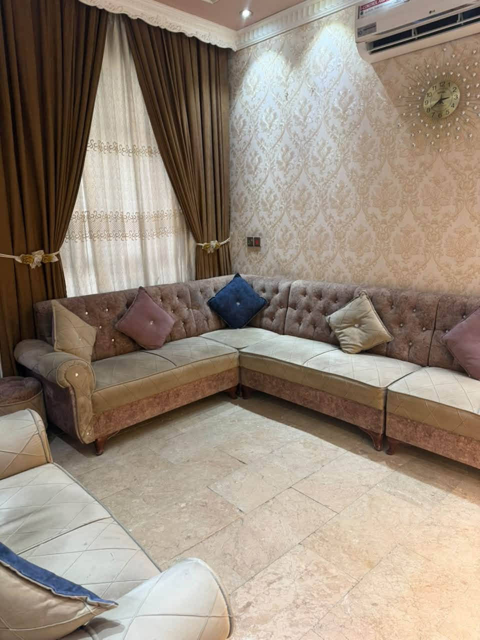 اغراض بيت • مستعملة • مكان صليخ