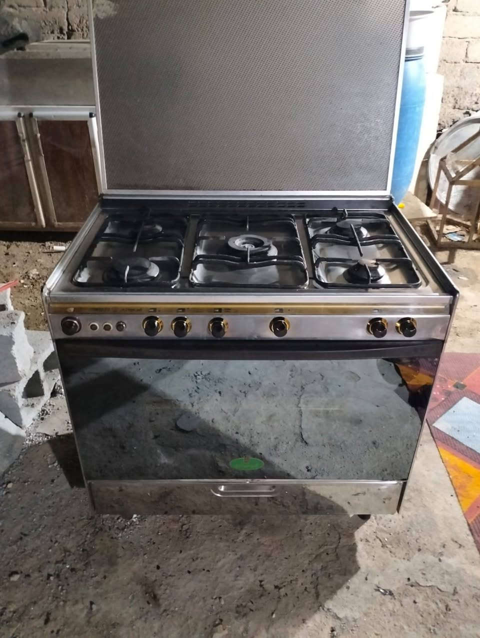 طباخ كريازي باب اول مستعجل على بيعته شغال شرط الفحص 
السعر 250 وبيها مجال للشراي 
***********
العنوان ناصريه حي التضحية
