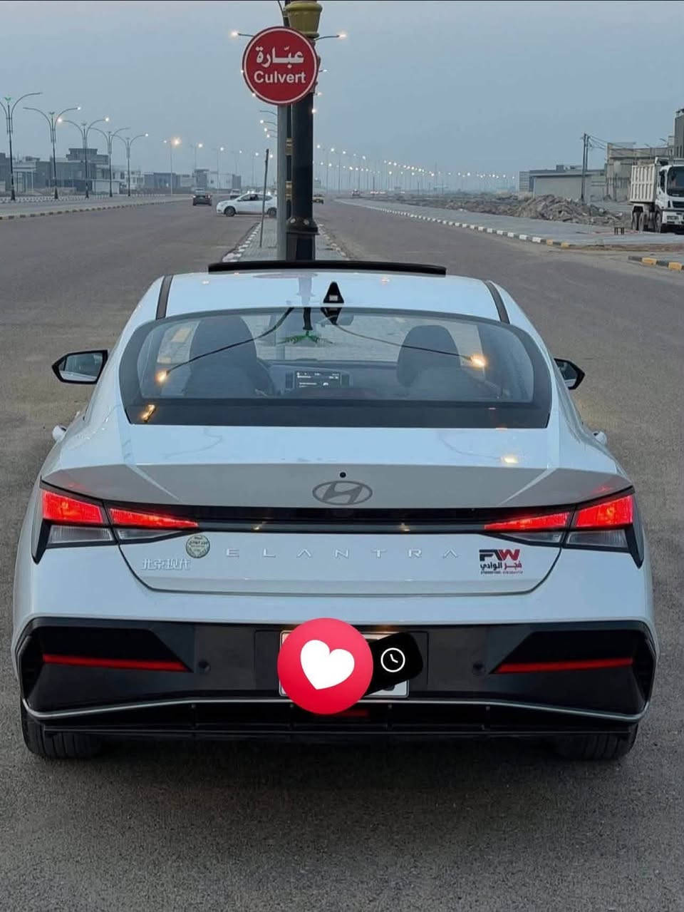 السلام عليكم❤️السعر 133
النترا موديل 2024 تجميع الصين رقم بغداد تحويل مباشر 💕مكفوله كفاله عامه. 

ماشية 20 الف  

المواصفات فوووول   

المحرك 1500 دبل نوزل 

شاشه ديجتال 

التشغل بصمه  + بصمة باب السائق + ترحيب

كشنات جلد اسود

هند بريك بصمه  

اوتو هولد               

فتحه سقف                                  

لايت LED ثلاثي العدسات

حساس خلفي 

حساس أمامي 

تبريد قطعتين

كامره خلفية دواره 

نضام ترحيب مري شفط

نضام مود درايف إيكو وسبورت و عادي

تحكم ستيرن فول 

ويل كب كروم حجم 17

لد امامي نهاري

شباك نيكل

مانع انزلاق 

ايرباكات عدد 6

ناقل الحركة تصميم عصري (كير طيارة).

المقود رياضي مكسو بالجلد مع تحكم كامل بالصوت ومثبت السرعة (كروز كنترول).

السعر 133 و بيها مجال للطيبين ***********
