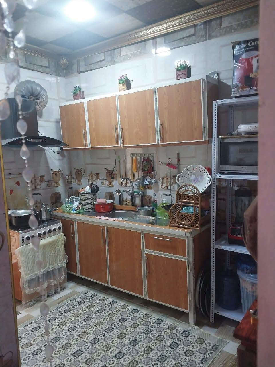 مكلف بلنشر بيت زراعي للبيع مساحه 100بلمهيديه مقابل عمارات الشموخ بشارع جامع سعيد بن جبير ٣فرع عل يسار السعر وباقي التفاصيل خاص او واتساب رجاء ***********
