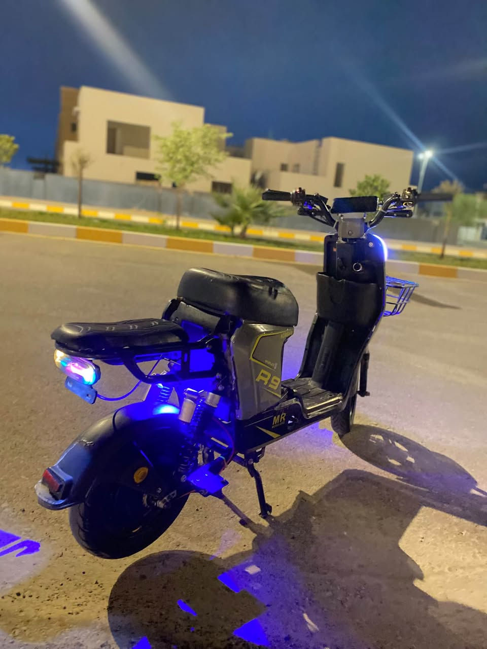ار ٩ للبيع ٥ بطاريات دبل بل شرط ول ضمان دراجه معروفه بمواصفاته دراجه كله شرط فقط بي ملاحضات بسيطه متكلفك ٥ الف الشاشه يرادله واير فقط دراجه شغاله شلعه تخبل بك كله شغال سعره ٣٥٠ قفل قفل 🔒 بيع مستعجل رقمي ***********
