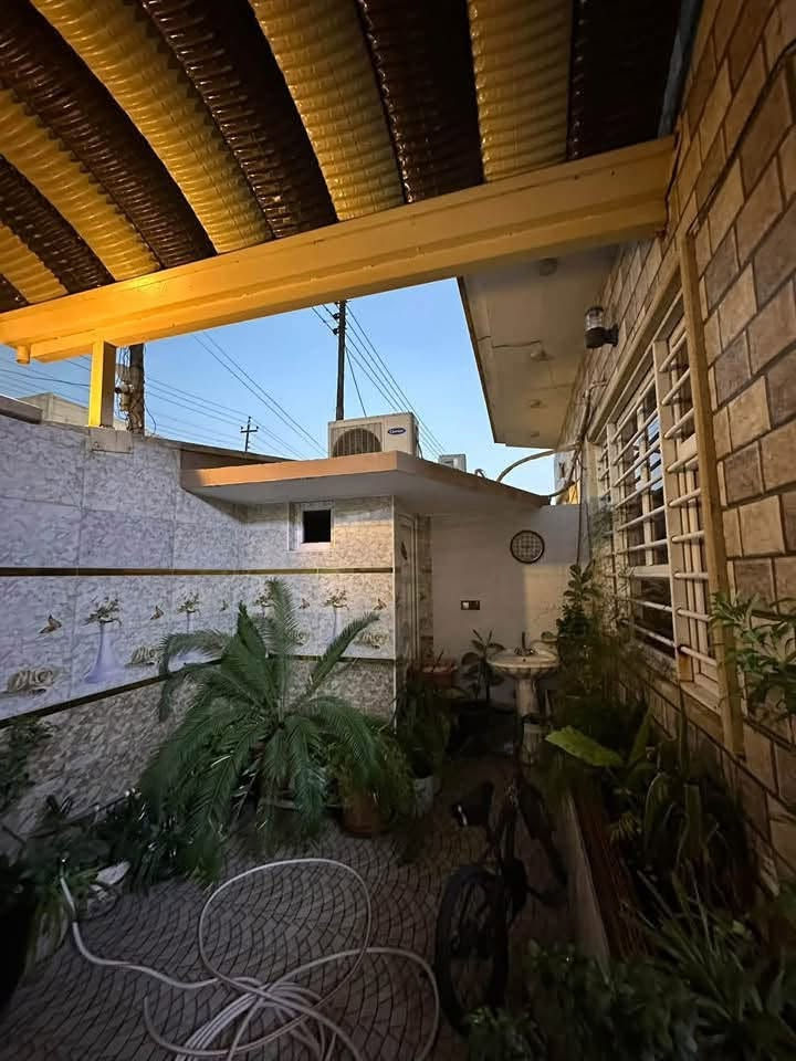 سلام عليكم
بيت للبيع او معارضه ب 200 متر 

بيت 🏠 للبيع في حي البكر موقع مميز قرب منتزه البكر 

شارع 15 متر 

تجاه البيت 🏡 قبلة 

بناء 🚧 2023 سند طابو الزهور شرط التحويل 

مساحه البيت 🏡 160 متر واجها 8 متر 

يحتوي البيت 🏡 ع استقبال وهول وغرفه نوم 🛌 ومطبخ حار وبارد وصحيات خارجي وداخلي ومناور وكراج سياره 

ط 2 هول و3 غرف نوم 🛌 وصحيات ومناور وبلكون وبيتونه 

يحتوي البيت 🏠 على 

نظام كاميرات 

نظام غسالات 

نظام دشات 

نظام سبالت 

للاستفسار عن سعر البيت 🏡 الاتصال ع الارقام 

***********

***********
