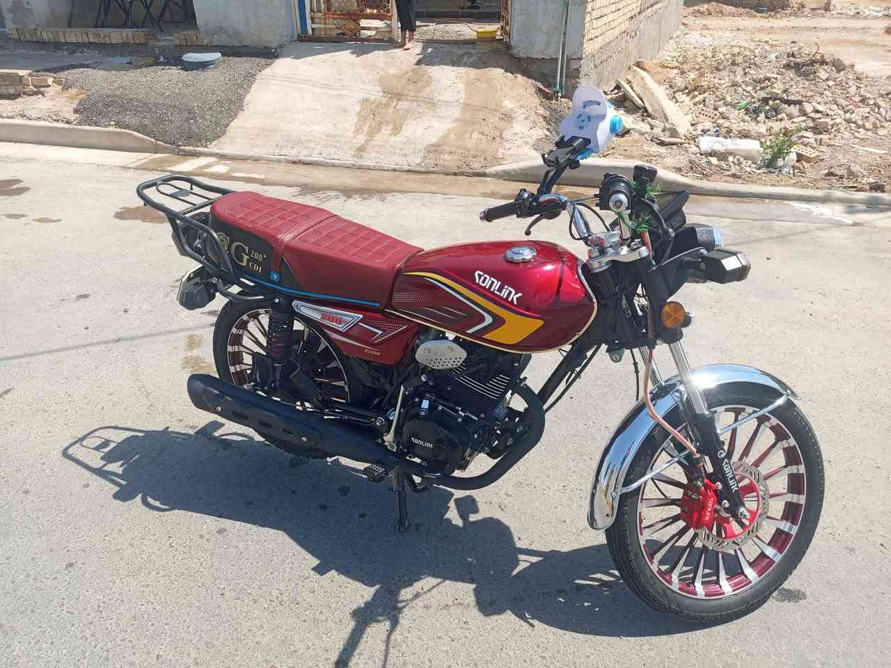 السلام عليكم الدراجه موديل 25 ماشيه الف و700 السعر 950 وبيها مجال بصيط متواجد خاص وهاذ رقمي ***********
