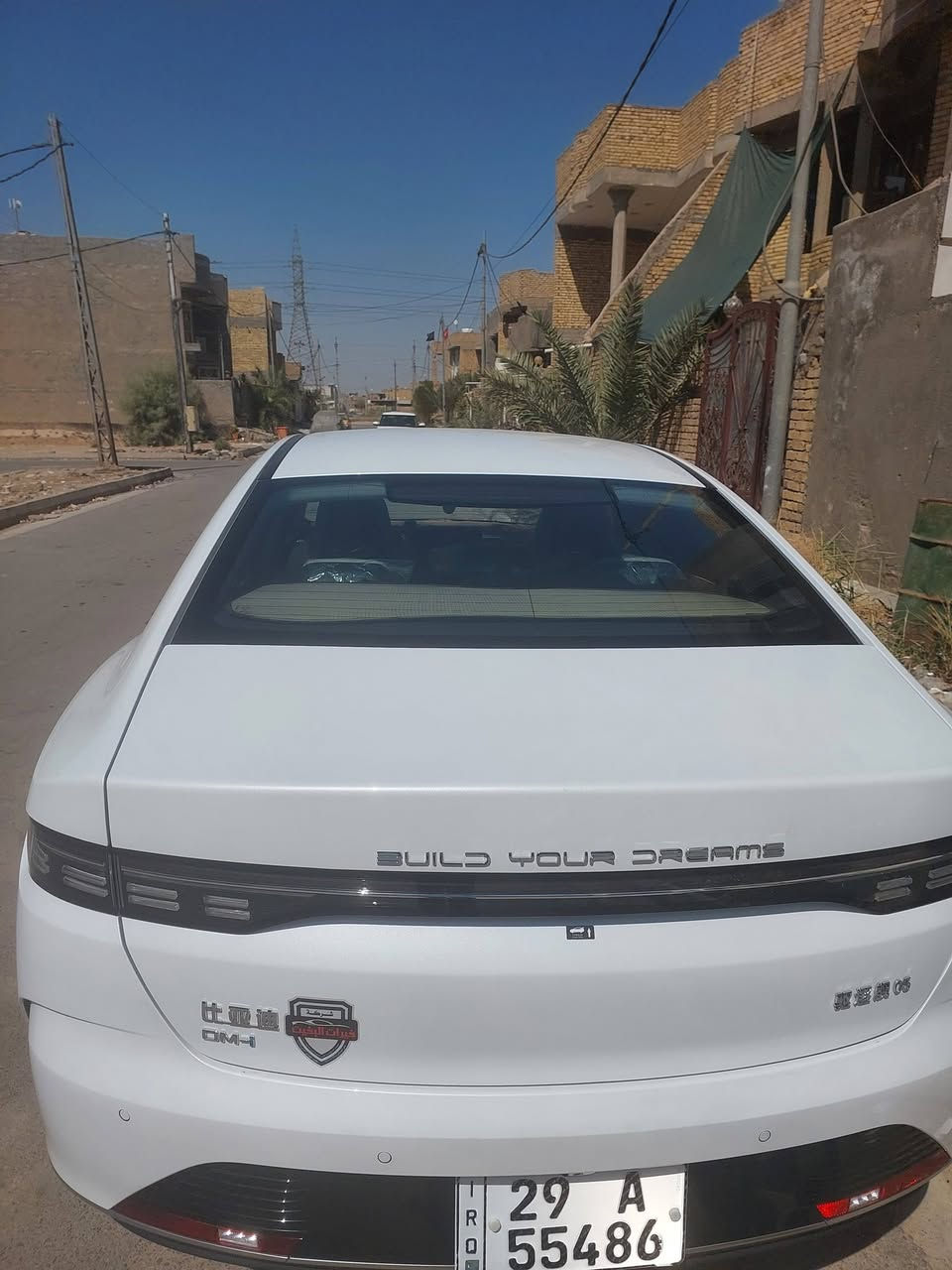 سلام عليكم 
سياره دستروير موديل ٢٠٢٥ رقم واسط بسمي ماشيه ٢٦٠٠ عامحرك و٢٧٠٠ عاكهرباء  بعدها بدهن الشركه سياره جاهزه من كل   شي لا بارده ولا صبغ  بيها رصعتين صغار كلش بيع نقد السعر ٢١ مليون  بدون مراوس مكاني الكوت مركز المدينة الاستفسار ***********
