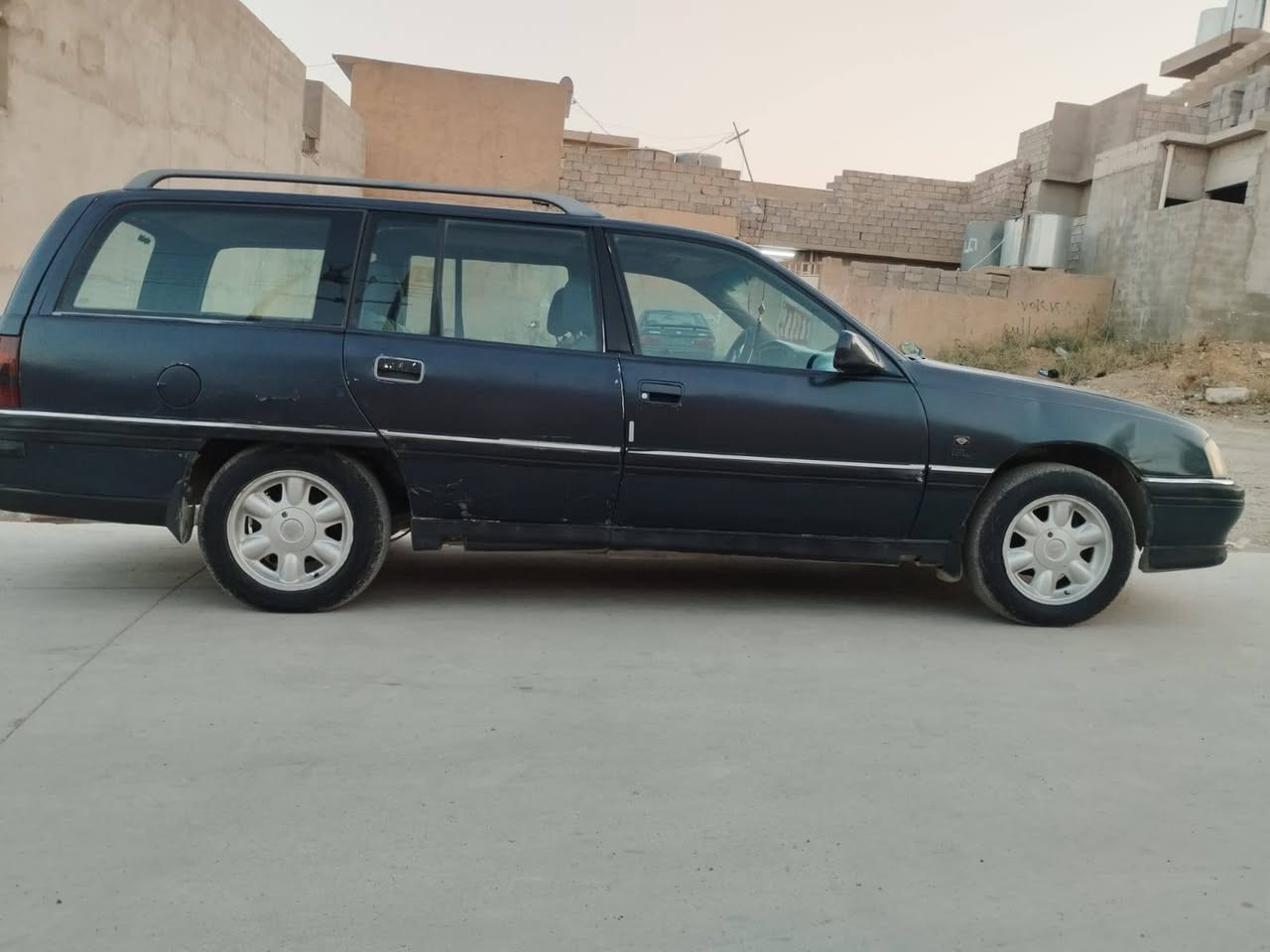 اوبل اوميكه 

1991

سياره صبغ عام اثر جرد 

كير ومحرك وكسن شرط  

باتري جديد  طخم تاير سياره 

جاهزه وتخبل 

شاشه سماعات كامره دمام

وايرمنيه من الدعاميه لدعاميه شرط

دوشمه جديد

شرط الوكاله وتحويل 

كاربون ماستر 

رقم نينوه 12

تاريخ نفاذ السنويه 2030

السعر 27 وبيه مجال

رقم الهاتف ***********

متواجد واتساب..
