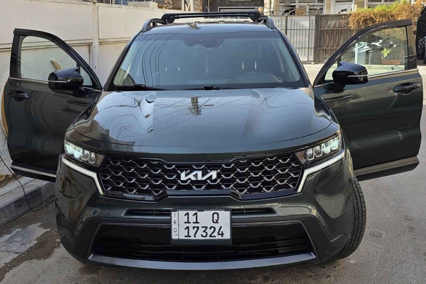 بيع سريع بسعر مناسب ( ماشيه 56 الف فقط )
كيا سورينتو 2023 
وارد امريكي صور الحادث داخل المنشور بجم كبس بدون ايرباك باب وجاملغ خلفي صبغ الباقي مكفول 
سياره نضيفه جدا كير مكينه صدر على وضع الشركه 
محرك 2500 بدون تيربو المرغوب 
مواصفات ( بصمه  / 7 راكب / 2 قطع تبريد / داخل جلد / تدفئه كشنات / نزول منحدرات / رادار / تحديد مسار /  اهم تاير جديد صار اسبوع من شاده وباقي المواصفات المعروفه ) 
رقم بغداد
مكان السيارة بغداد 
للاستفسار *********** واتساب
