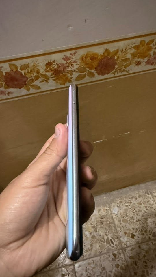 Huawei Nova 7i 

-حجم الشاشة 6.4 بدقة FHD

-الذاكرة العشوائية 8جيجابايت الذاكرة الداخلية 128

-كامره 48ميجابكسل 

-بطاريه 4200 يدعم الشحن السريع 40واط 

- دبل خط 

❌❌غير داخل تصليح ❌❌

❌❌ بدون ملحقات❌❌
 
-السعر ( 80)الف 

-رقمي ***********
