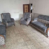 تخم عشر مقاعد للبيع تفصال عراقي ثكيل قماش جلد نمر وسفنج مضغوط بيع مستع...
