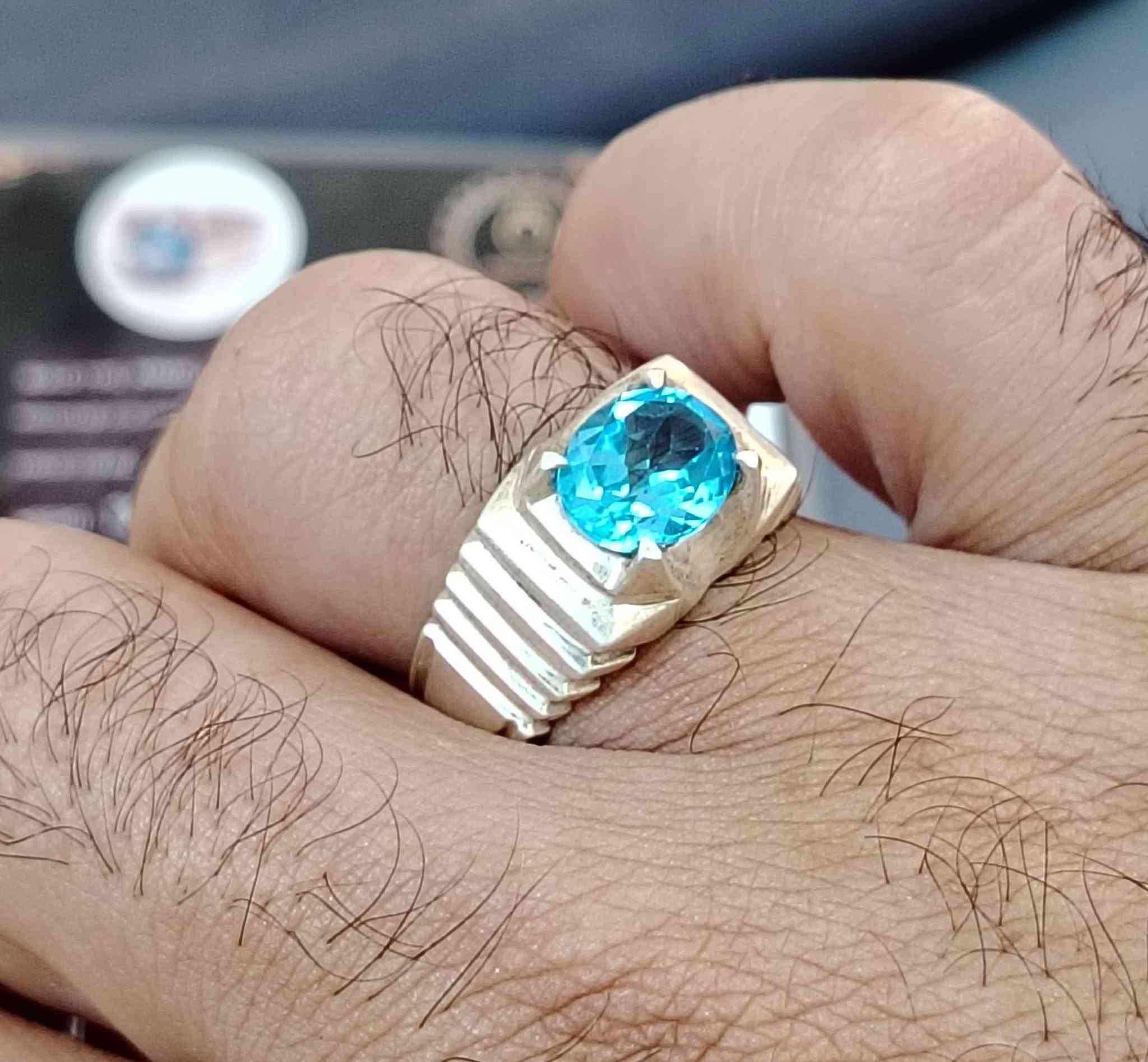 خاتم من حجر التوباز السويسري الطبيعي
صياغه ثقيلة وجميلة فضه عيار ٩٢٥
يوجد توصيل إلى جميع المحافظات
التواصل ع الخاص او ع الواتساب ***********
