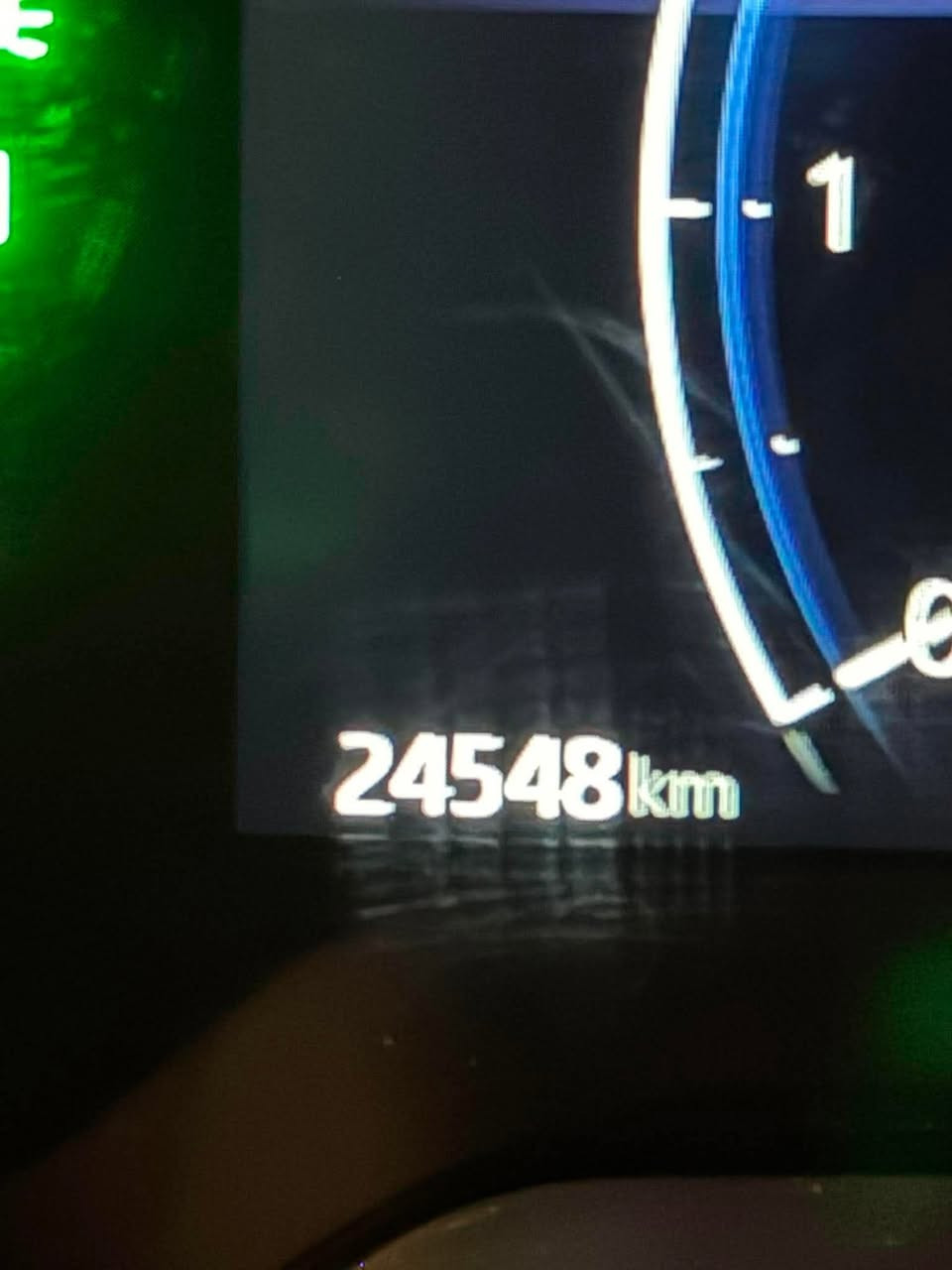 كبه_لوز
للبيع كورلا كروس هايبرد خليجي 2025 كفالة عامه ما عدا بلداير مال باب الخلفي PDR بسيط مامبين ماشية 24 الف حقيقي رقم بغداد تحويل مباشر سياره كلش جديده وجاهزه فول مواصفات
العنوان بغداد _حي حطين 
رقم الهاتف ***********

لمعرفه السعر سوي تعليق على سوق بغداد أون لاين ـــــــ Baghdad Market Online
