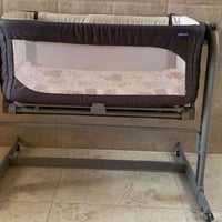 تخت اطفال للبيع يتحرك يصير عالي يصير ناصي هم هذا رقم موبايل هم 0750761...