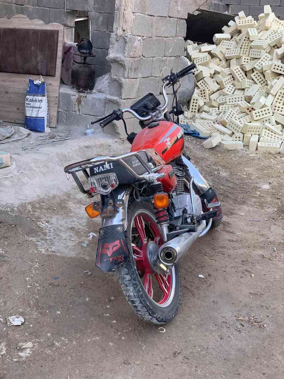 دراجه لبيع شغاله عنواني بغداد سبع قصور ***********
