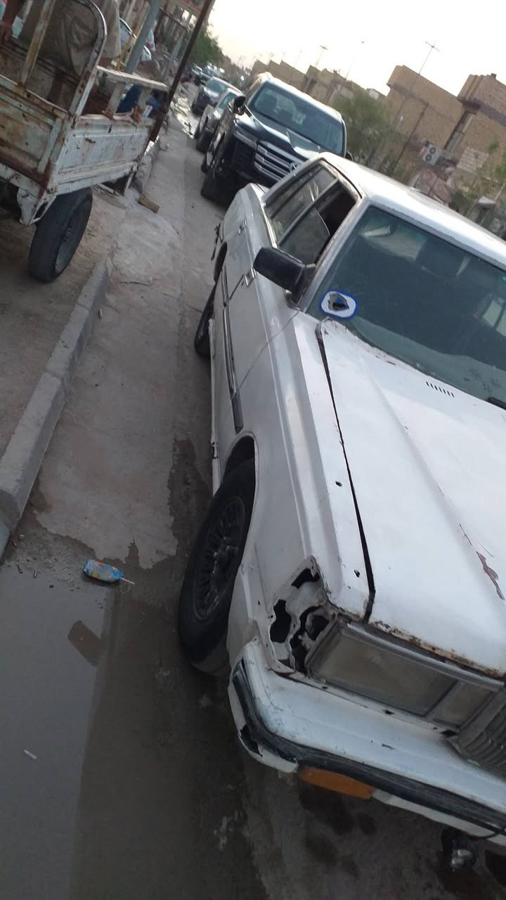السلام عليكم سوبر ٨٢رقم نجف راعيها بالناصريه ابيعها بدون راعي مكينه ثنين ونص وسيارة جاهزة موجودة بالناصريه سعرها ١٢ ورقه رقمي *********** بيع او مراوس ترهم
