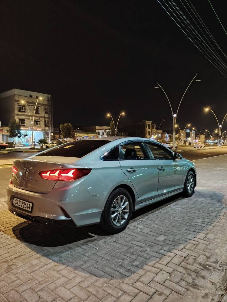 هونداي سوناتا 2023وارد كوري كفاله عامه رقم بصره  تحويل  خط واحد بلاد غاز فقط  ماشه ٤٩ الف بدون تنزيل ولا ملعوب بيها ابد  مكانها البصره بيها قطعه وحده رش من كوريه بدون ضربه بس كلير  جاهزه بدون مصرف ابد  السياره سعرها مناسب  167$ ورقه وبيها مجال  استفسار حاضر ***********
*********** البصرة, العراق
