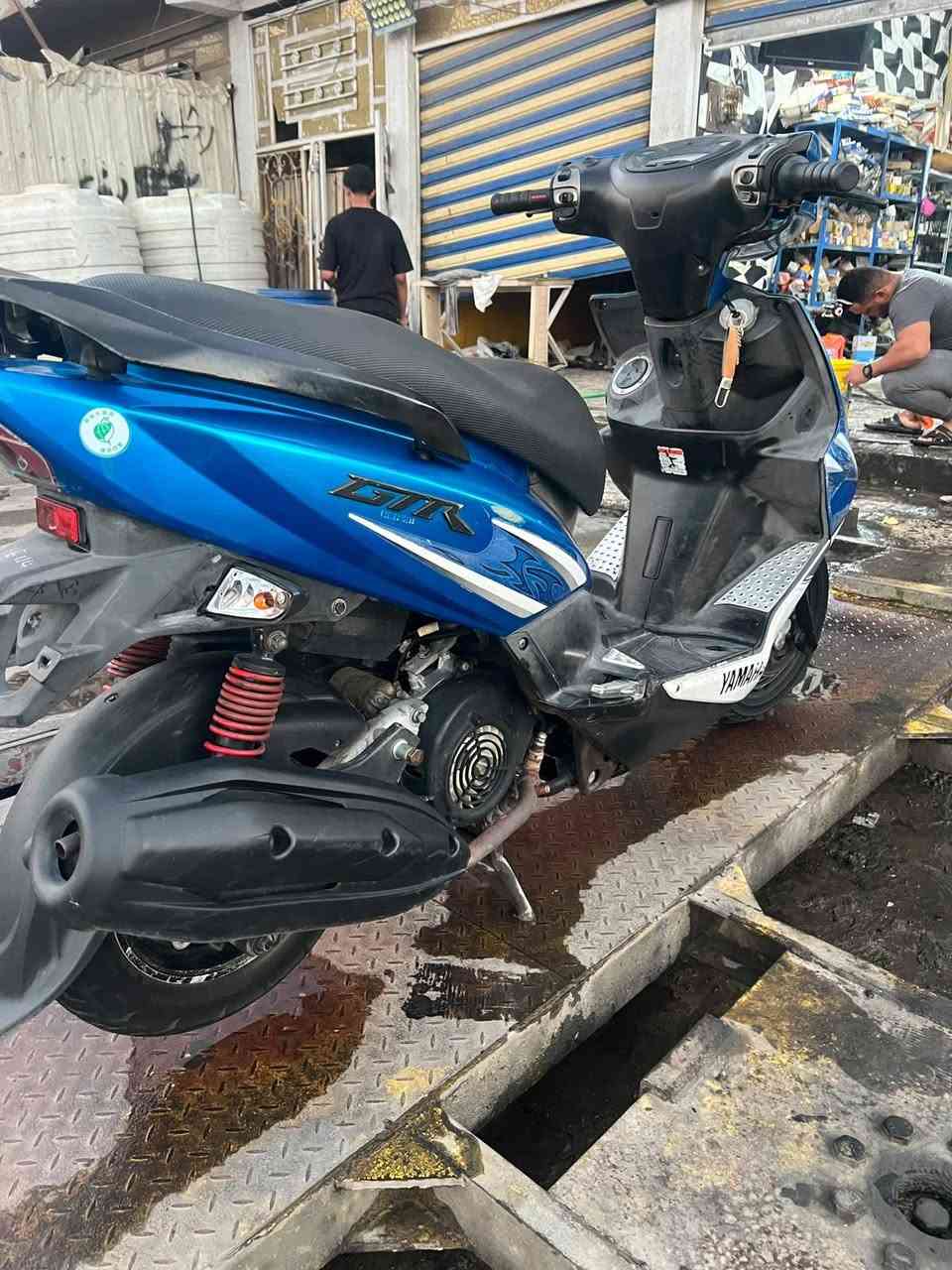 السلام عليكم دراجه جيتي ار رمبه نزلتهه صارلهه 3اشهر من نزلتهه  من رمبا  دراجه بلاديه مكينه مكفوله بس بيهه صوت طلع ماعرف قليل مكان دراجه أم الكبر ***********
سعر 1050وبيهه مجال
