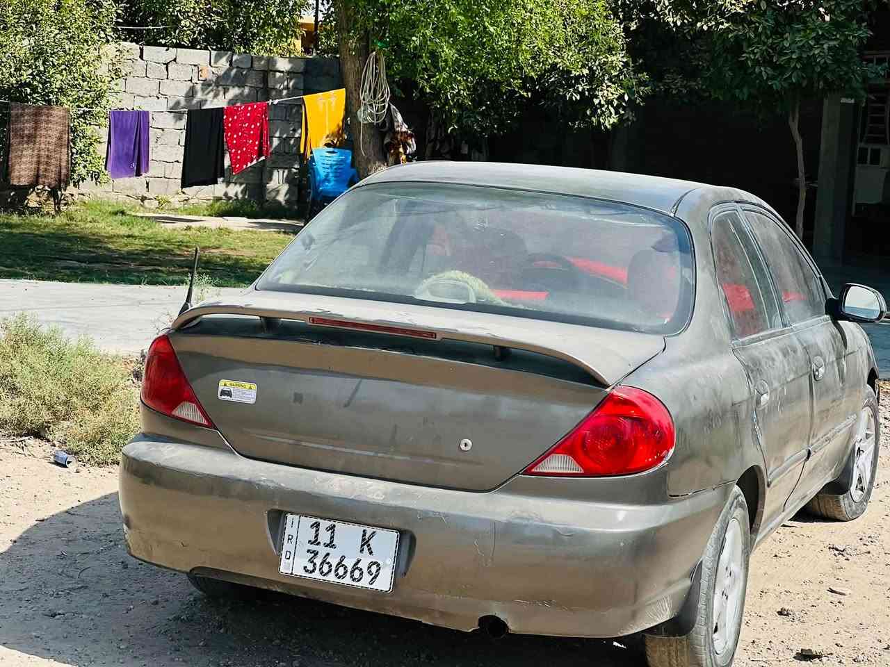للبيع كيا سبكترا ٢٠٠٣
السياره جاهزه ونضيفه 
ترايها حلو 
مكينه وكير وصدر وخير من الله 
رقم بغداد الدولي تحويل مباشر
مكان السياره بغداد 
السعر ٣٨ وبيها مجال لشراي 
رقمي للاتصال 
***********
