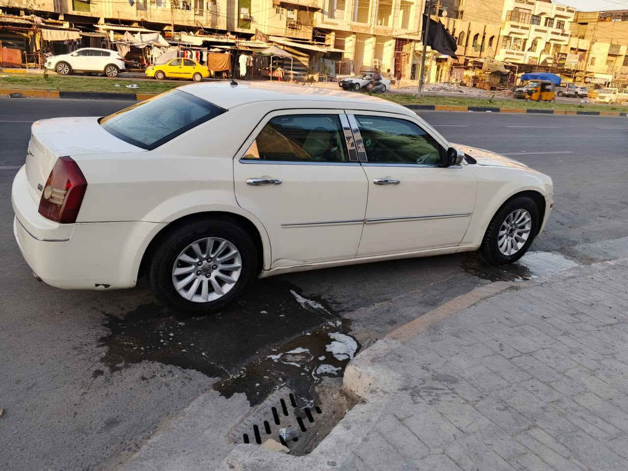السلام عليكم اخواني كل شيء مذكور بالفيديو
أوباما موديل 2008 السياره رقمها بغداد مكان السياره بغداد الشعب السنوية لغاية 2028  السياره بأسمنه تحويل مباشر 
بيع مستعجل 75 ورقة قفل بيع فقط بدون مراوس 
السياره مكينه كير اكسل مكفولات 
مامتواجد على إلفيس 
***********

