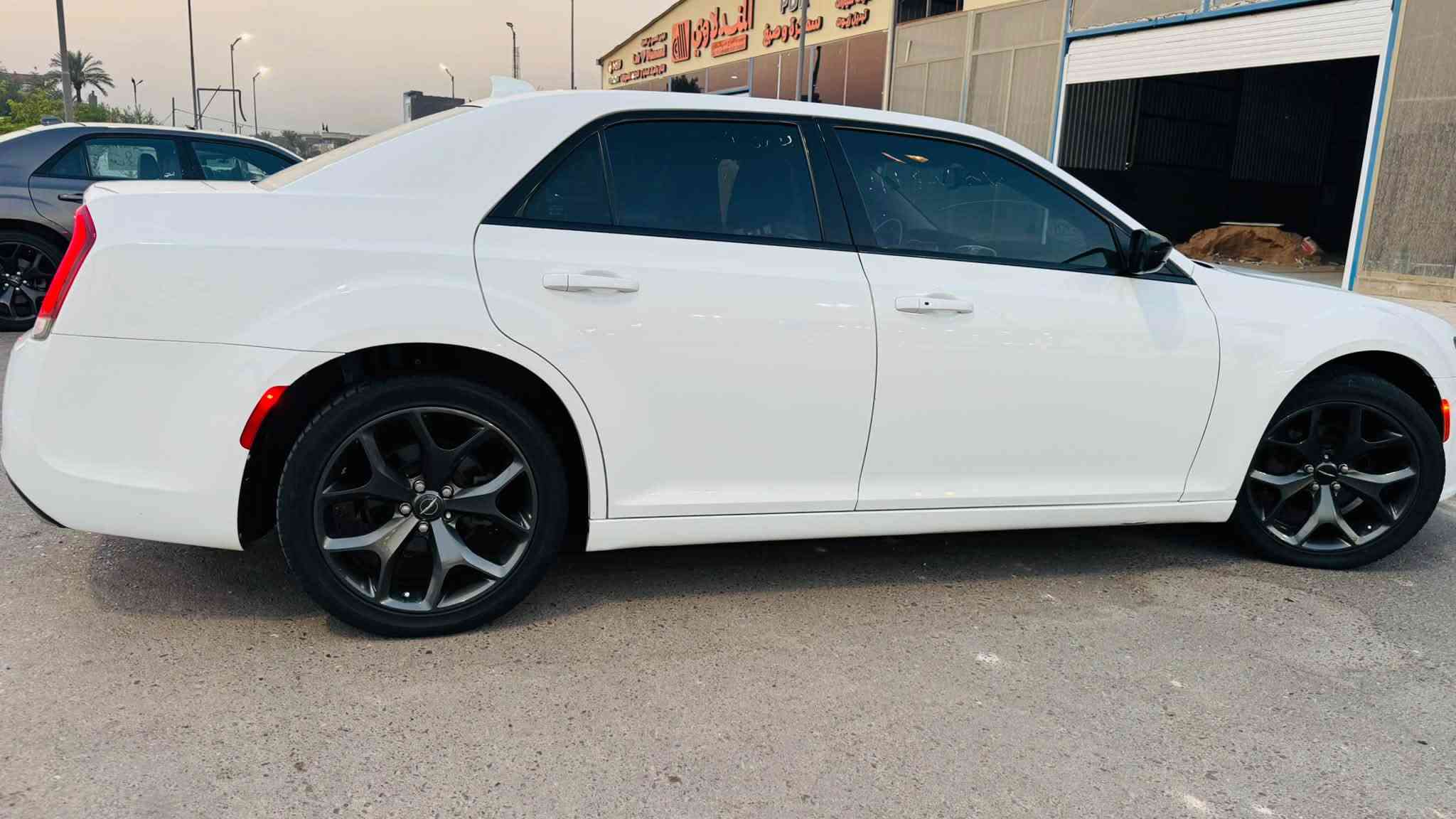 السلام عليكم
للبيع اوباما 
دخول جديد كتاب ظباط 
رقم بغداد 
موديل 2020
الفئه تورنك 
ماشيه 47
بعدها بريحه الشركة تجي وتشوف 
صور الحادث موجوده بدون صبغ بدون تبديل 
بارد فقط خشم البنيد 
لوك الك سيارة 
رقم الهاتف ***********
