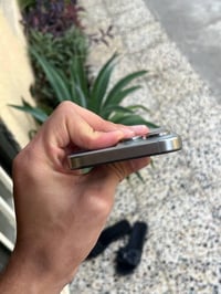 ايفون 15 برو ماكس • ٢٥٦ • موصل