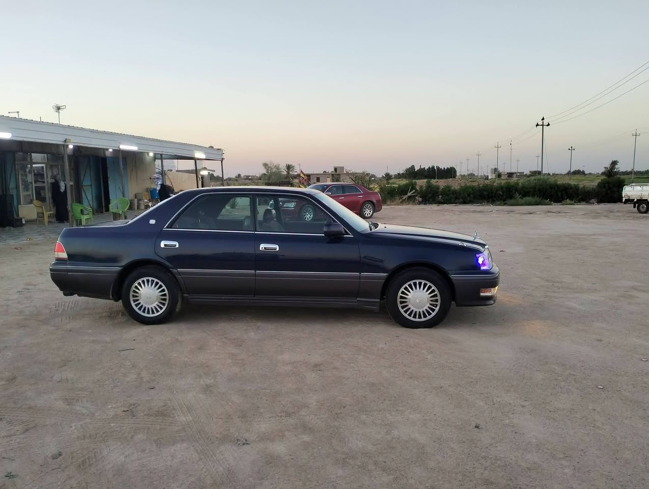 سلام عليكم عليكم راس الثور للبيع موديل 97
لون نيلي محجل كفاله عامه من ضربه والكص والصبغ العام والعيب الشرعي والصوليات 
رقم انبار بسمي 
محرك فيفيتي 3000فيشتين محرك وكير خير من الله
تبريد ثلج حداديه جاهزه من طول الطول
تخم تاير جديد حيل
دواخل كارتون 
كهربائيات كلها شغاله ريمود سنتر لوك
برانكيت شركه لا خياس ولا تعمير

#سياره_جديده_حيل_ومال_جناي

#السعر 88وبيها مجال الشراي 

العنوان الناصريه غراف 
رقم الهاتف ***********غير متواجد عل فيس
